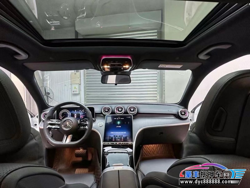 22年奔驰C轿车抵押车出售