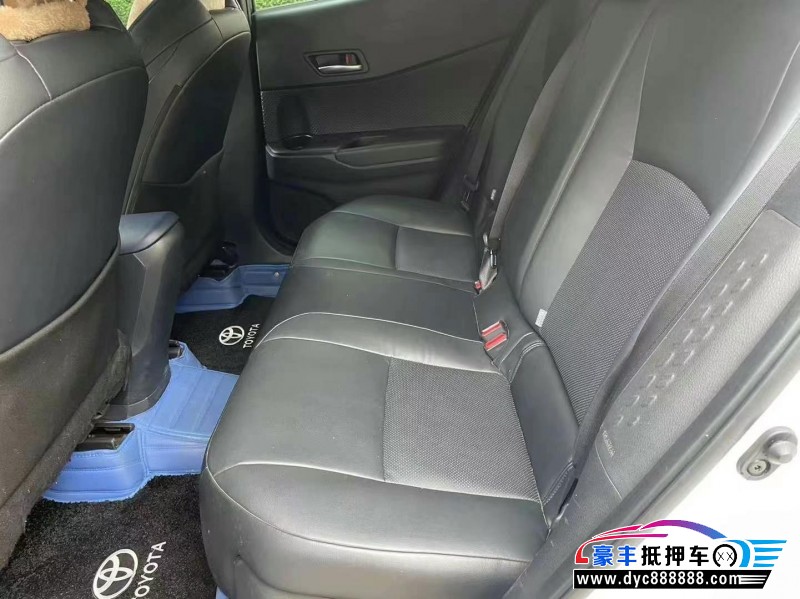 21年丰田奕泽轿车抵押车出售