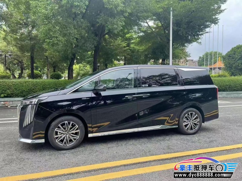 24年传祺M8轿车抵押车出售