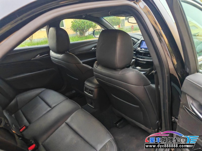 24年凯迪拉克CT4轿车抵押车出售