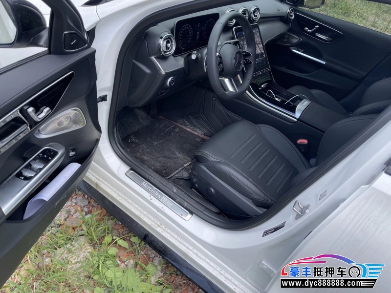 24年奔驰C轿车抵押车出售