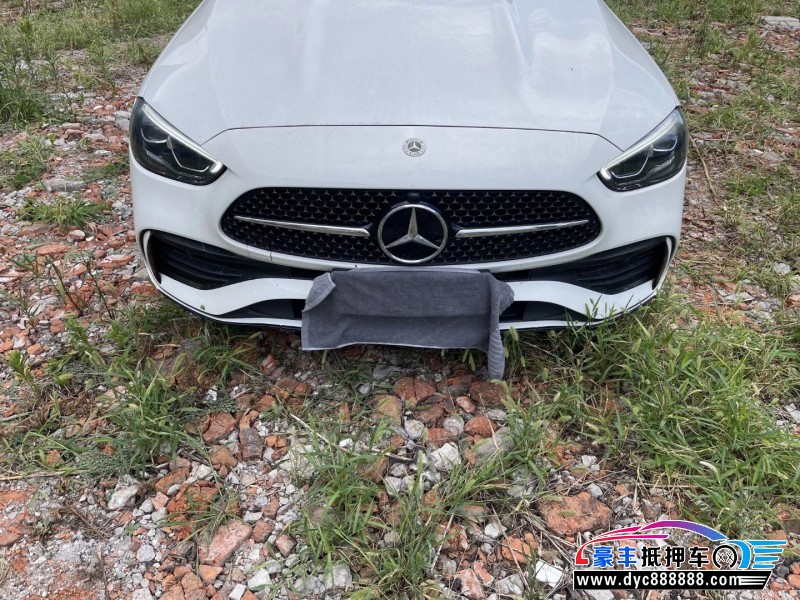 24年奔驰C轿车抵押车出售