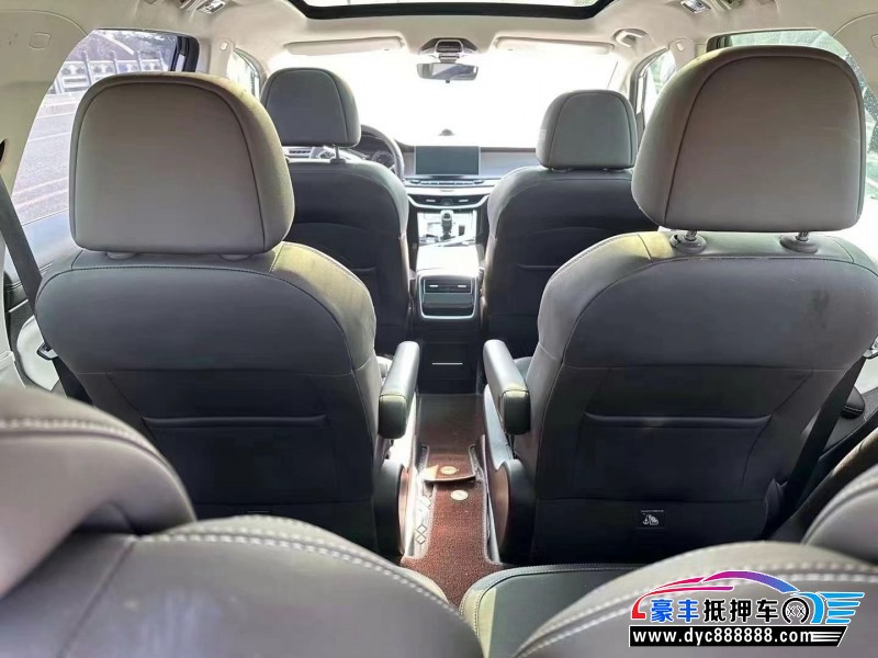 20年吉利嘉际轿车抵押车出售