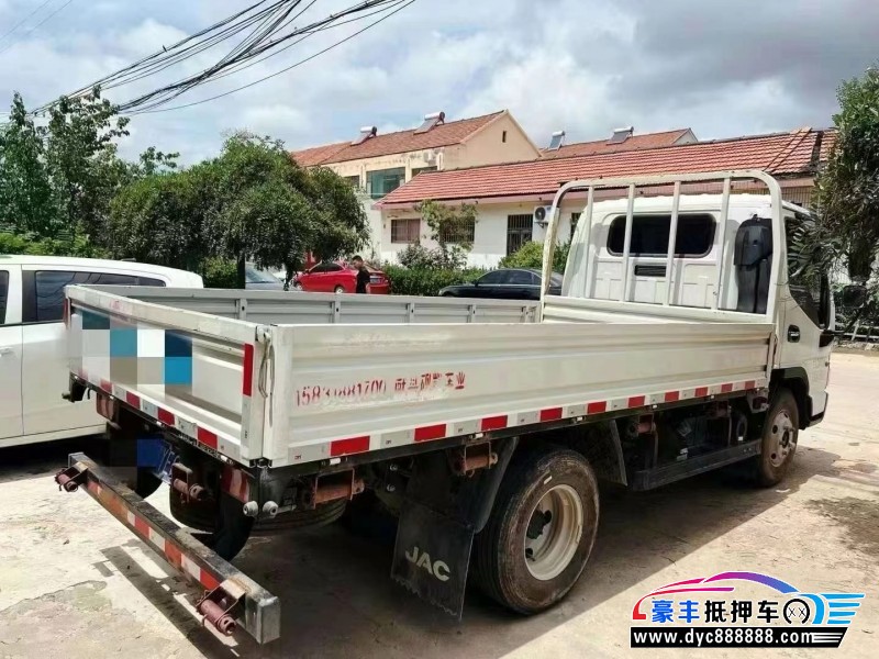 23年江淮康羚轿车抵押车出售