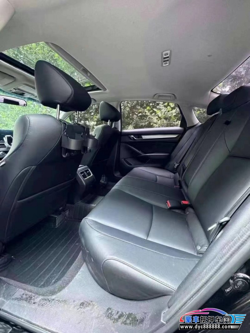 20年本田雅阁轿车抵押车出售