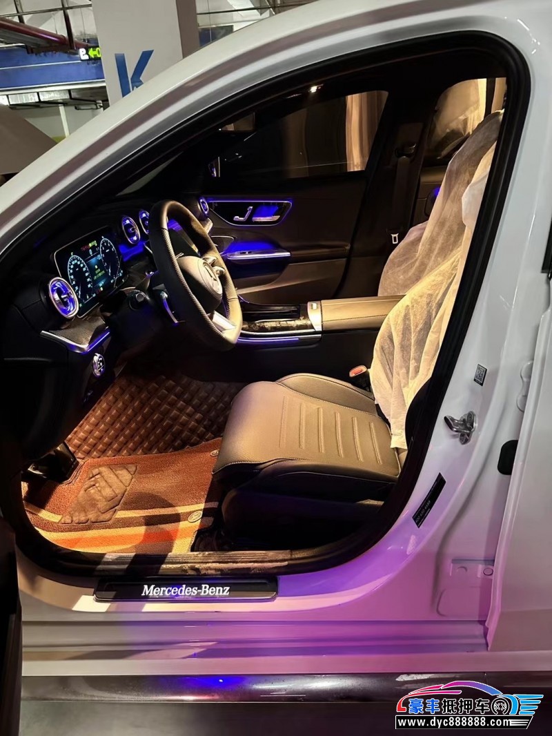 23年奔驰C轿车抵押车出售