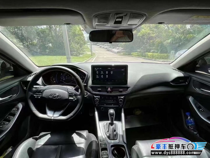 22年现代菲斯塔轿车抵押车出售