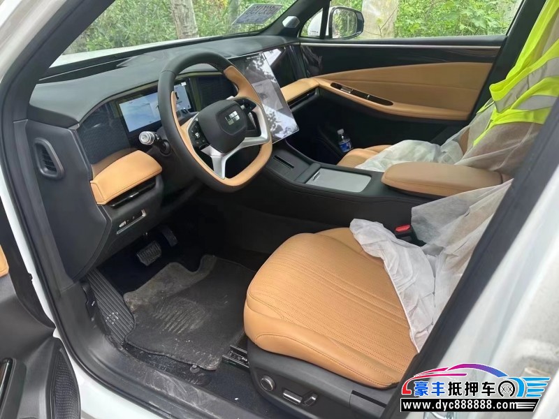 24年吉利银河L7轿车抵押车出售