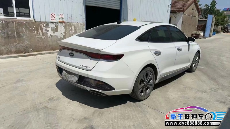 20年现代菲斯塔轿车抵押车出售