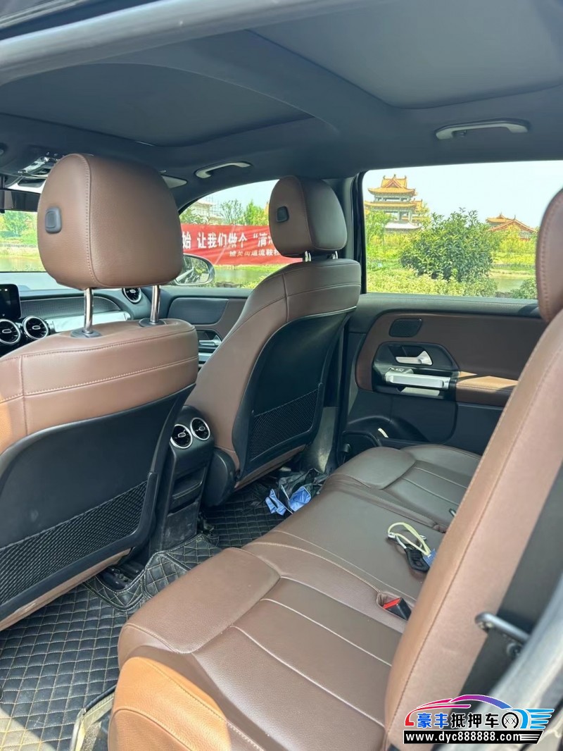 20年奔驰GLB轿车抵押车出售