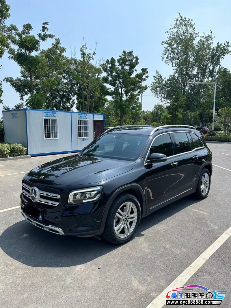 20年奔驰GLB轿车抵押车出售