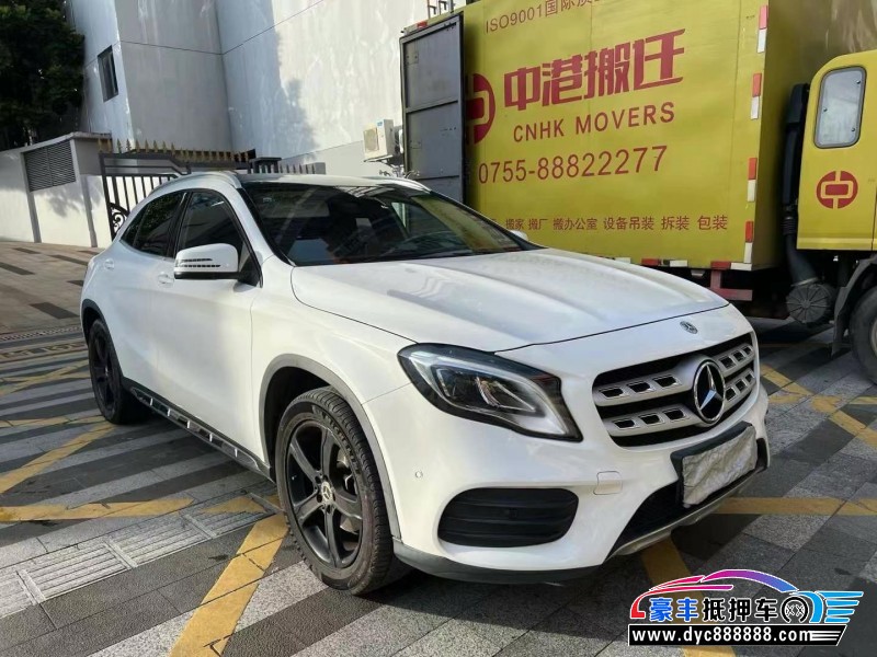 19年奔驰GLA轿车抵押车出售