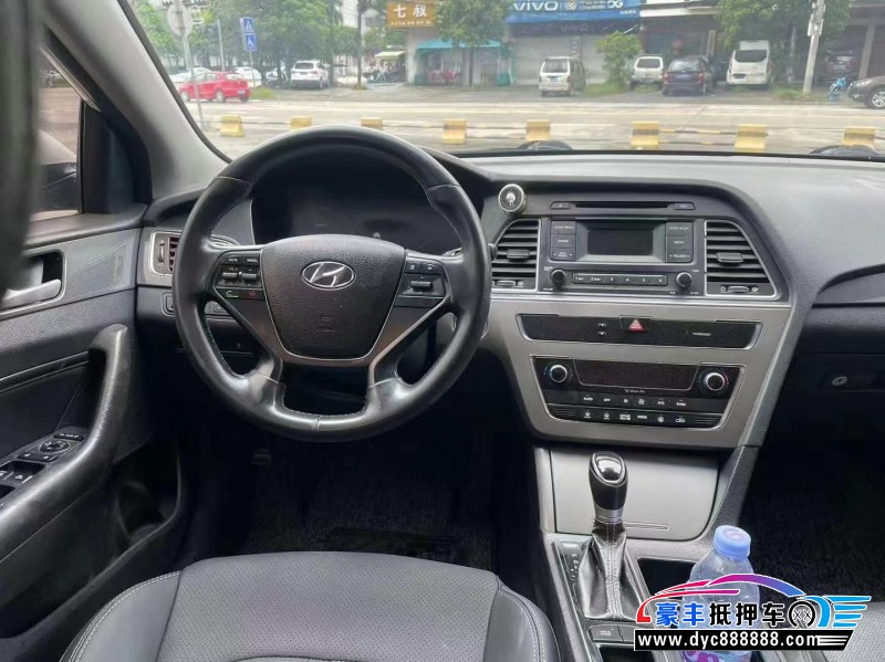 17年现代索纳塔九轿车抵押车出售