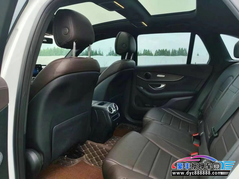 20年奔驰GLC轿车抵押车出售