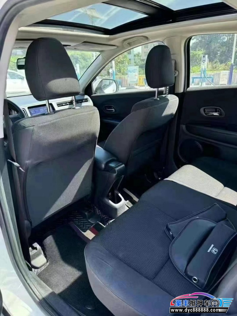 21年本田缤智轿车抵押车出售