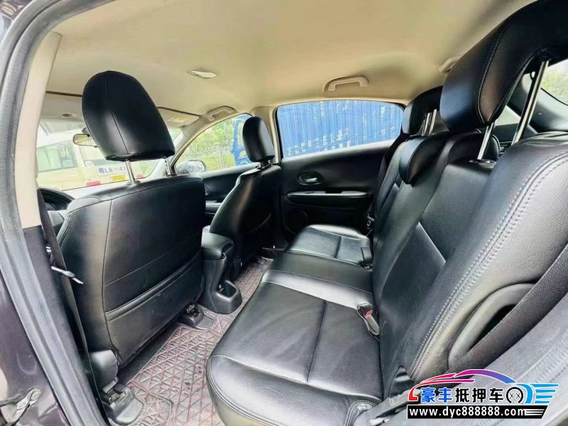 17年本田缤智轿车抵押车出售