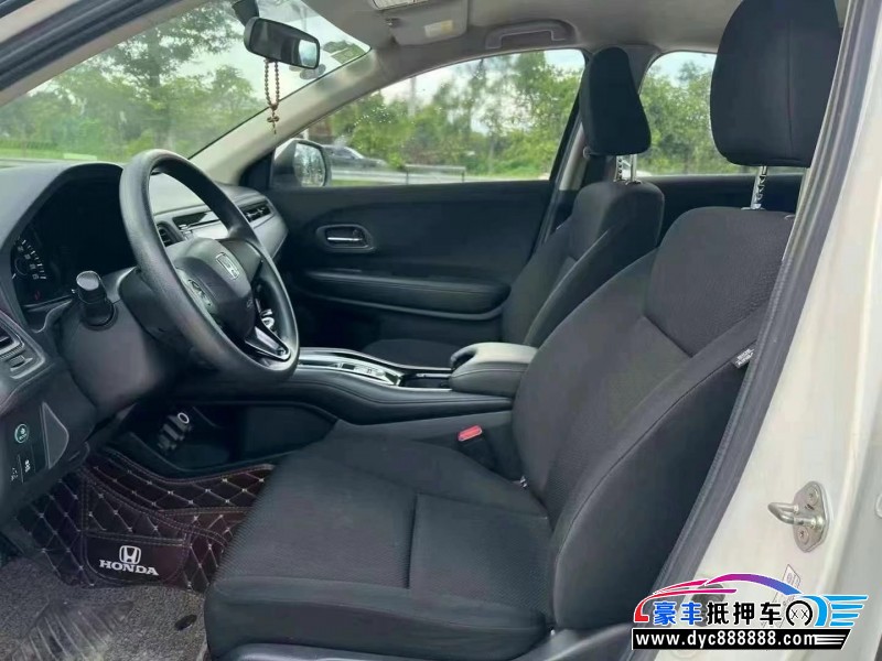 17年本田缤智轿车抵押车出售