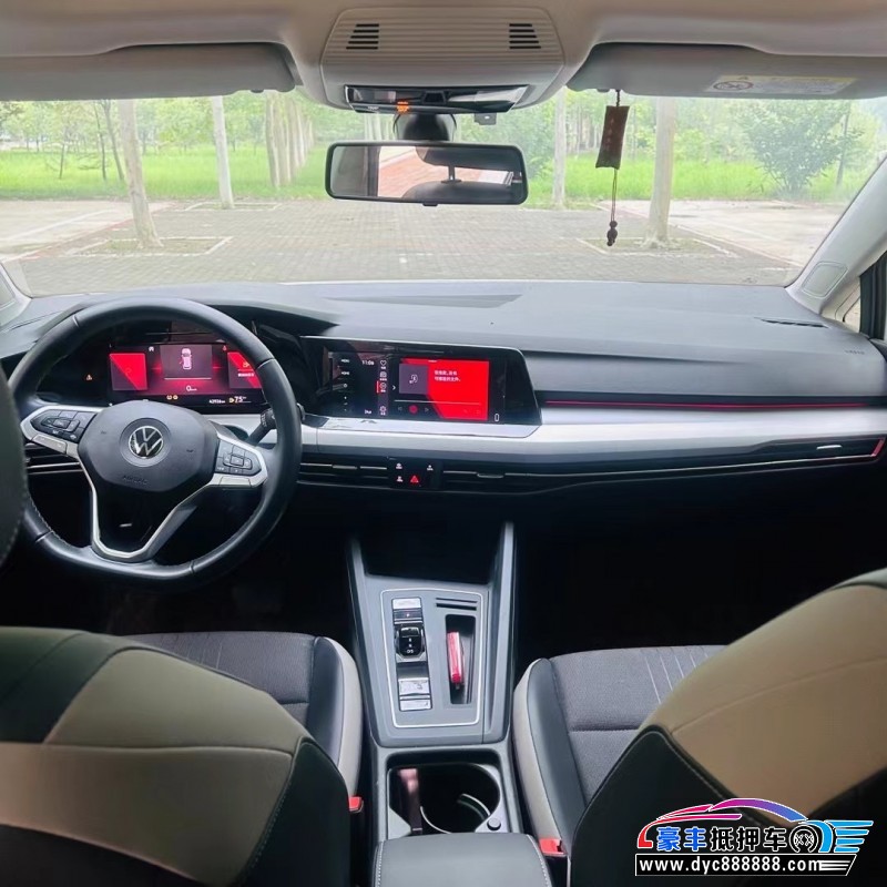 22年大众高尔夫轿车抵押车出售