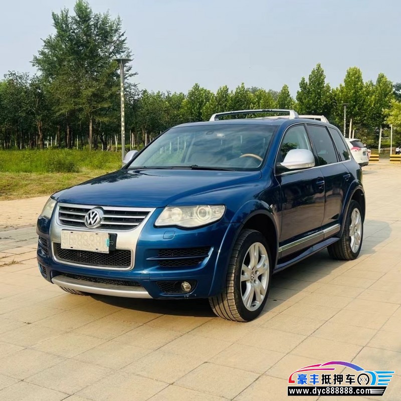 10年大众途锐轿车抵押车出售