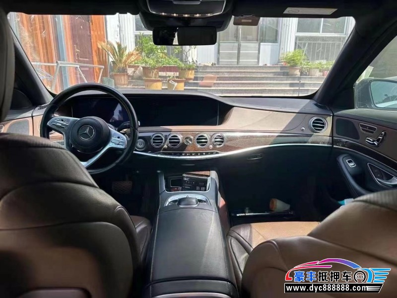 18年奔驰S轿车抵押车出售