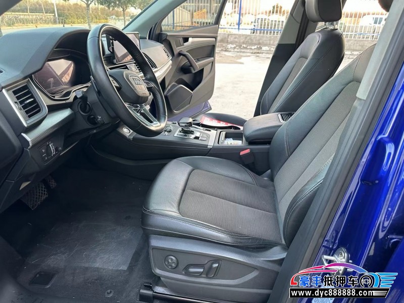 19年奥迪Q5轿车抵押车出售