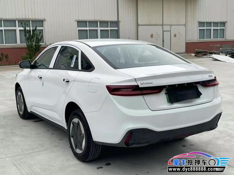 24年吉利几何轿车抵押车出售