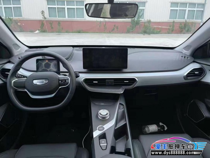 24年吉利几何轿车抵押车出售