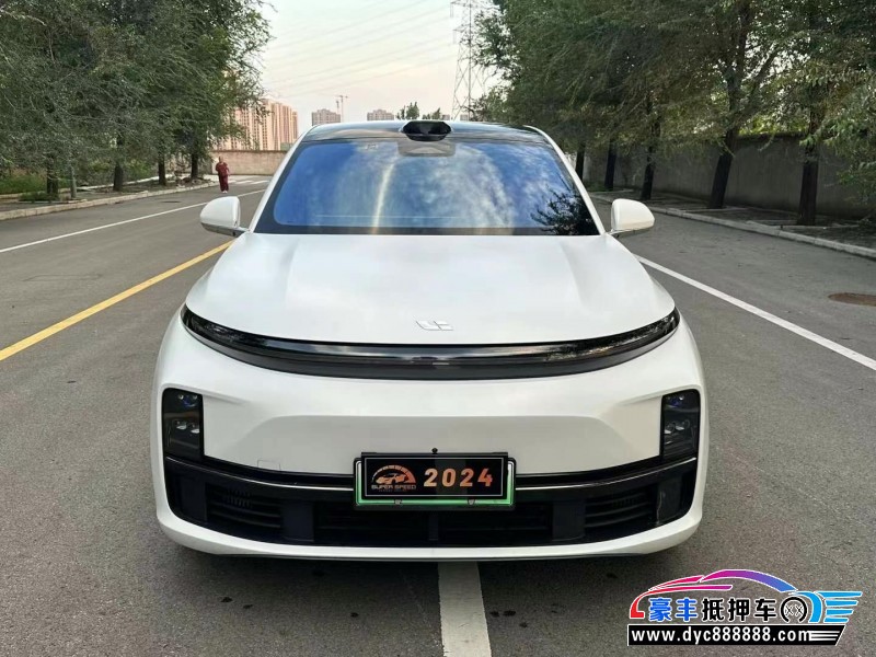 23年理想L7轿车抵押车出售