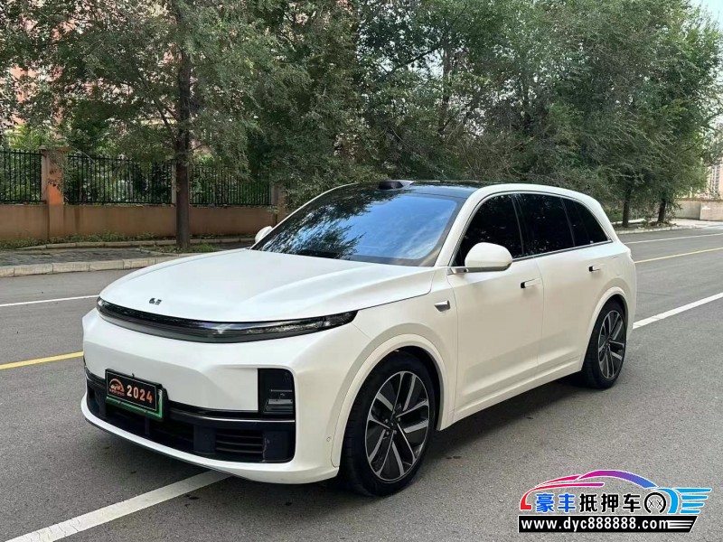 23年理想L7轿车抵押车出售