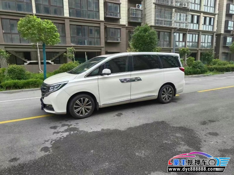 18年传祺M8轿车抵押车出售