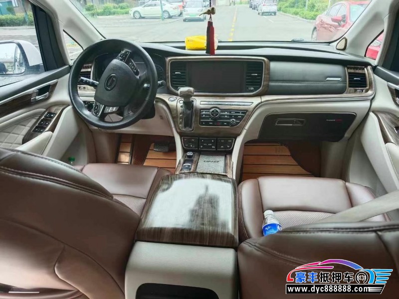 18年传祺M8轿车抵押车出售