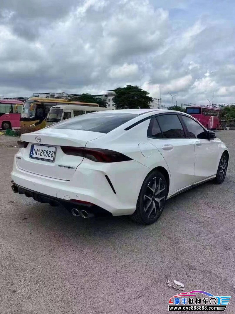 22年传祺影豹轿车抵押车出售