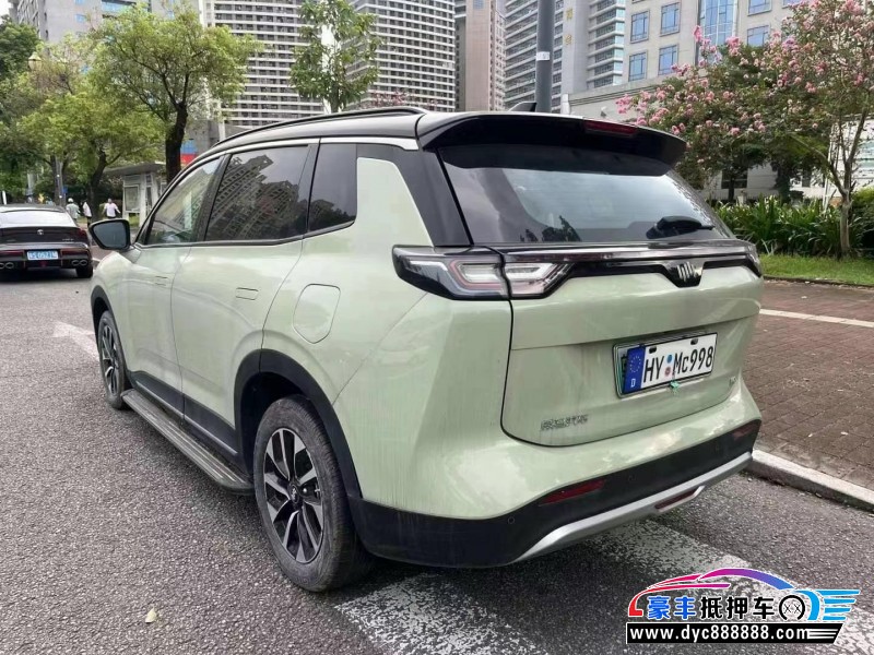 22年威马汽车w6轿车抵押车出售