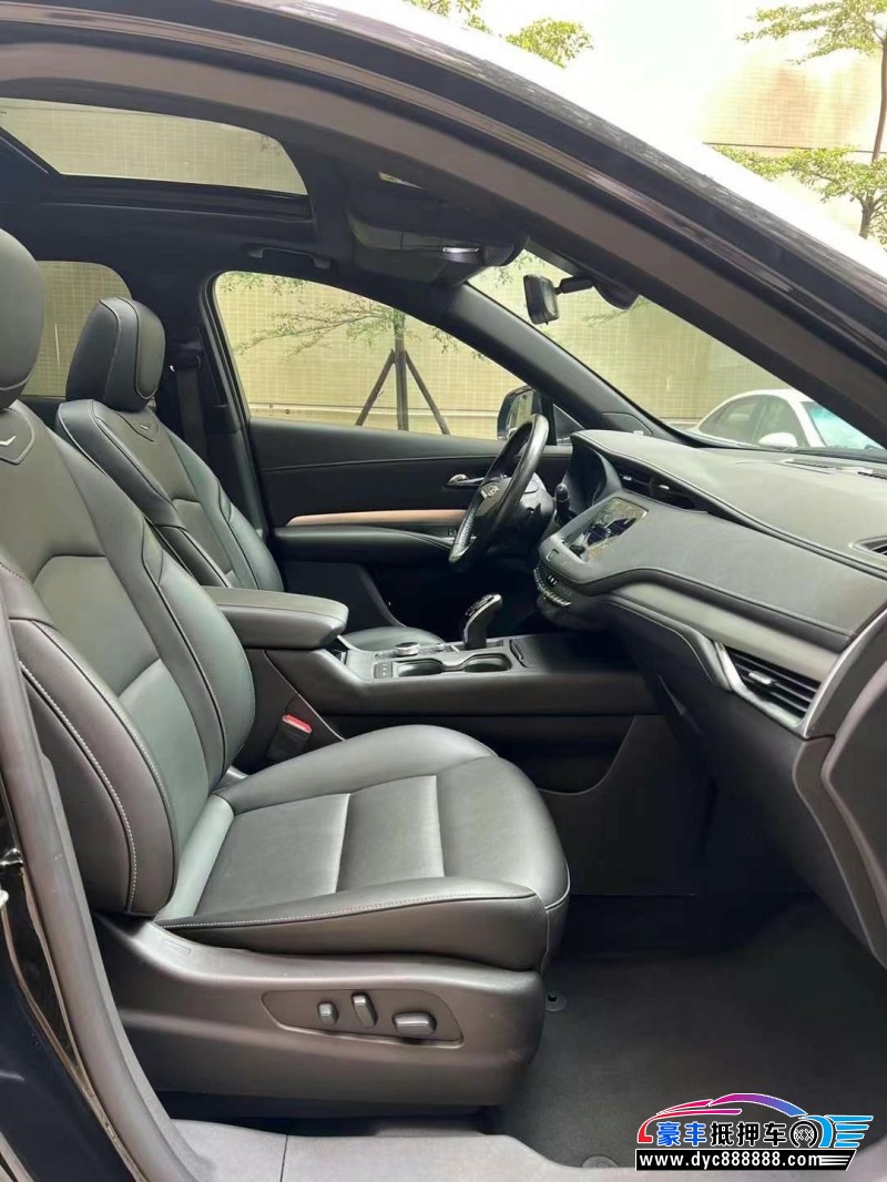 20年凯迪拉克XT4轿车抵押车出售