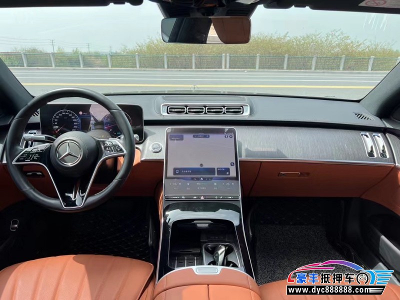 22年奔驰S轿车抵押车出售