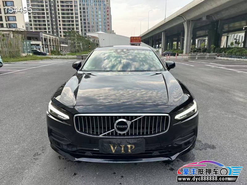 17年沃尔沃S90轿车抵押车出售