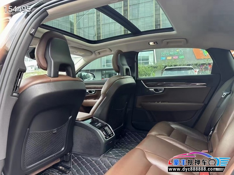 17年沃尔沃S90轿车抵押车出售