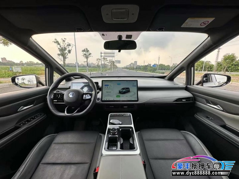 23年合创z03轿车抵押车出售