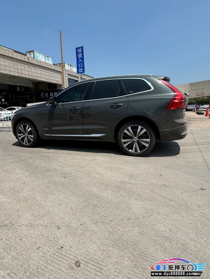 22年沃尔沃XC60SUV抵押车出售