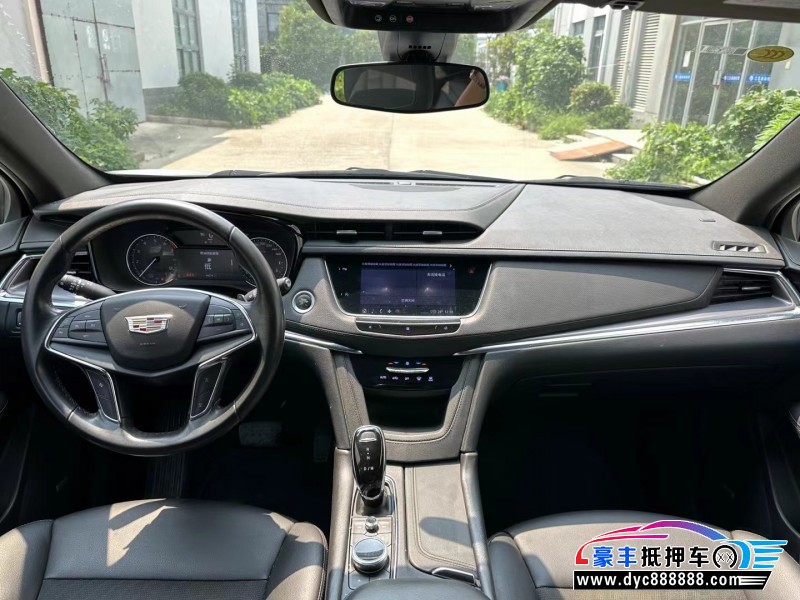 20年凯迪拉克XT5轿车抵押车出售