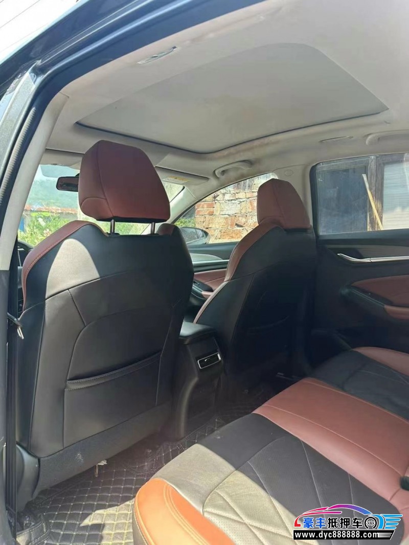 23年长安逸动轿车抵押车出售