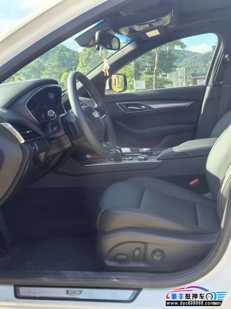 22年凯迪拉克CT5轿车抵押车出售