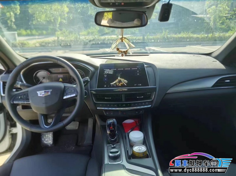 22年凯迪拉克CT5轿车抵押车出售