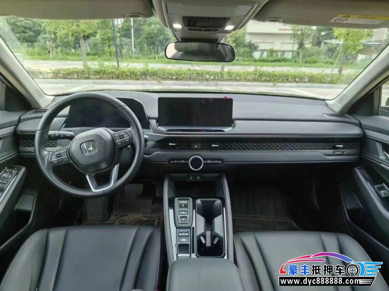 24年本田雅阁轿车抵押车出售