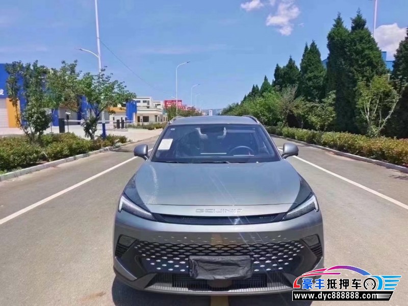 24年北汽制造魔方轿车抵押车出售