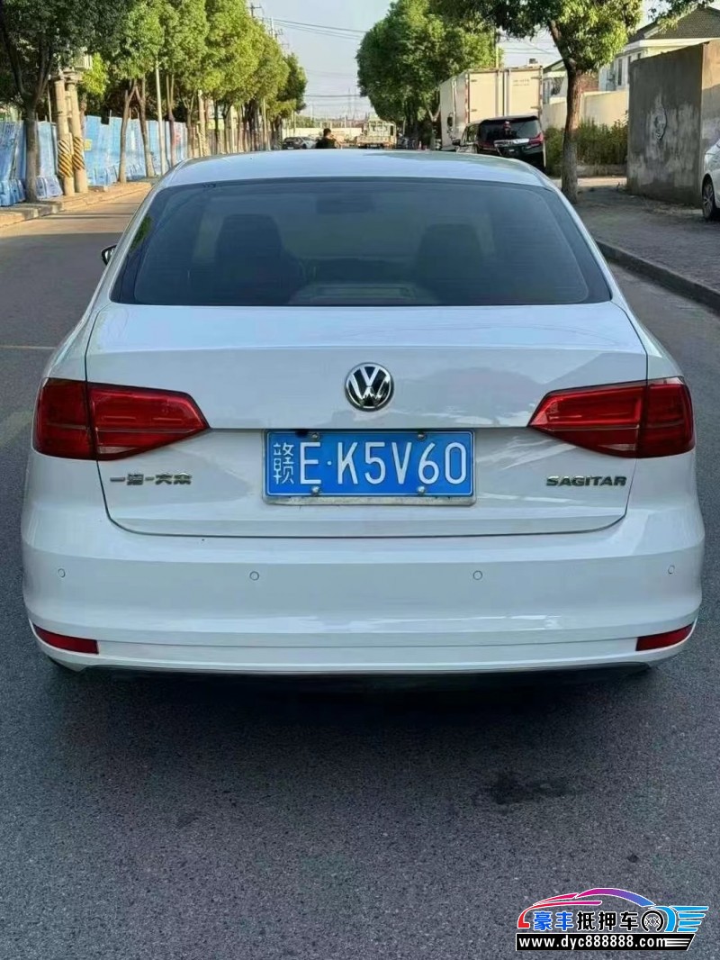 16年大众速腾轿车抵押车出售