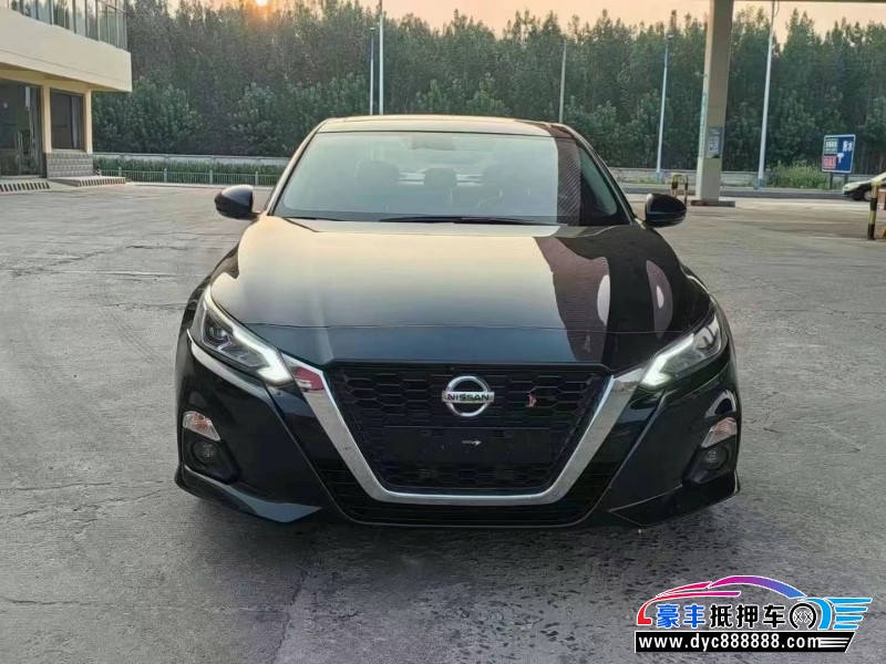 21年日产天籁轿车抵押车出售