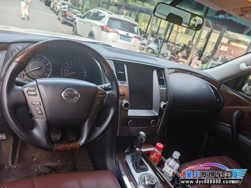 20年日产途乐轿车抵押车出售