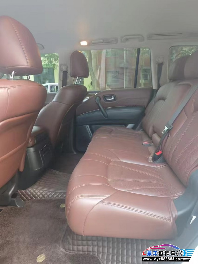 20年日产途乐轿车抵押车出售