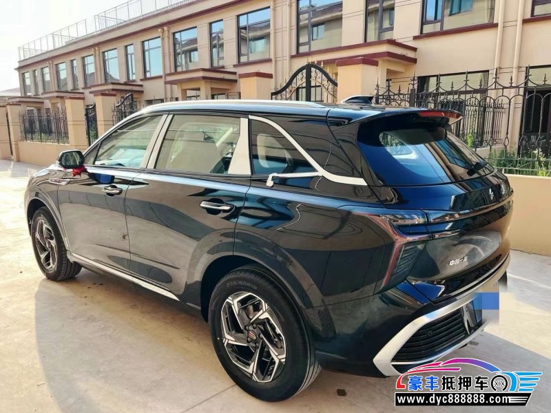 24年红旗HS3轿车抵押车出售